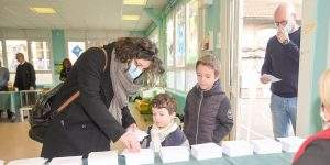 Voter avec ses enfants